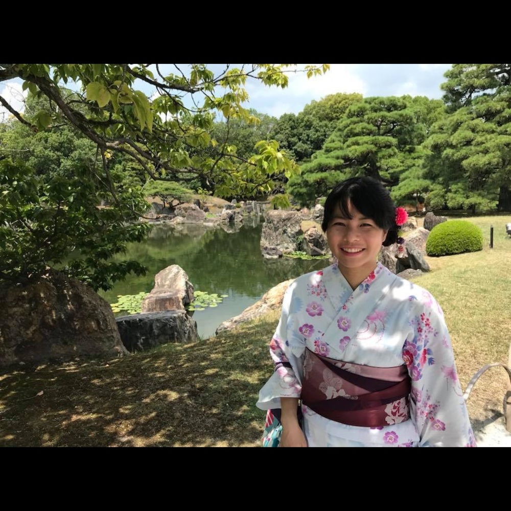 Meet your Posher, Alicia